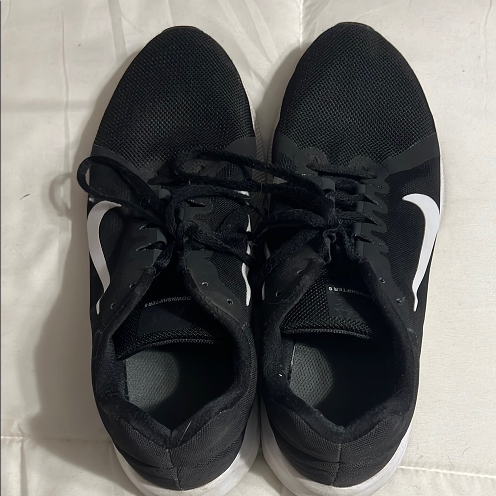 Nike Women’s Black Downshifter 8 - Picture 5 of 13